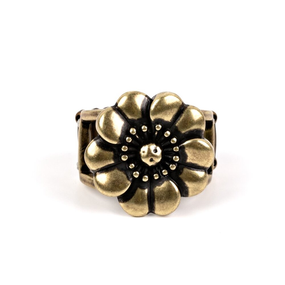 Floral Farmstead - Brass Ring